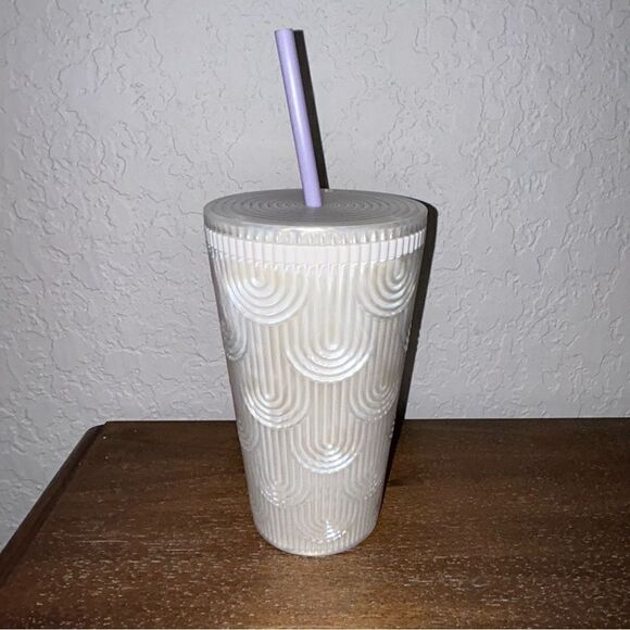 Starbucks Spring 2023 Pearl White Mermaid Grande 16 Oz. Cold Tumbler Cup - Picture 2 of 3
